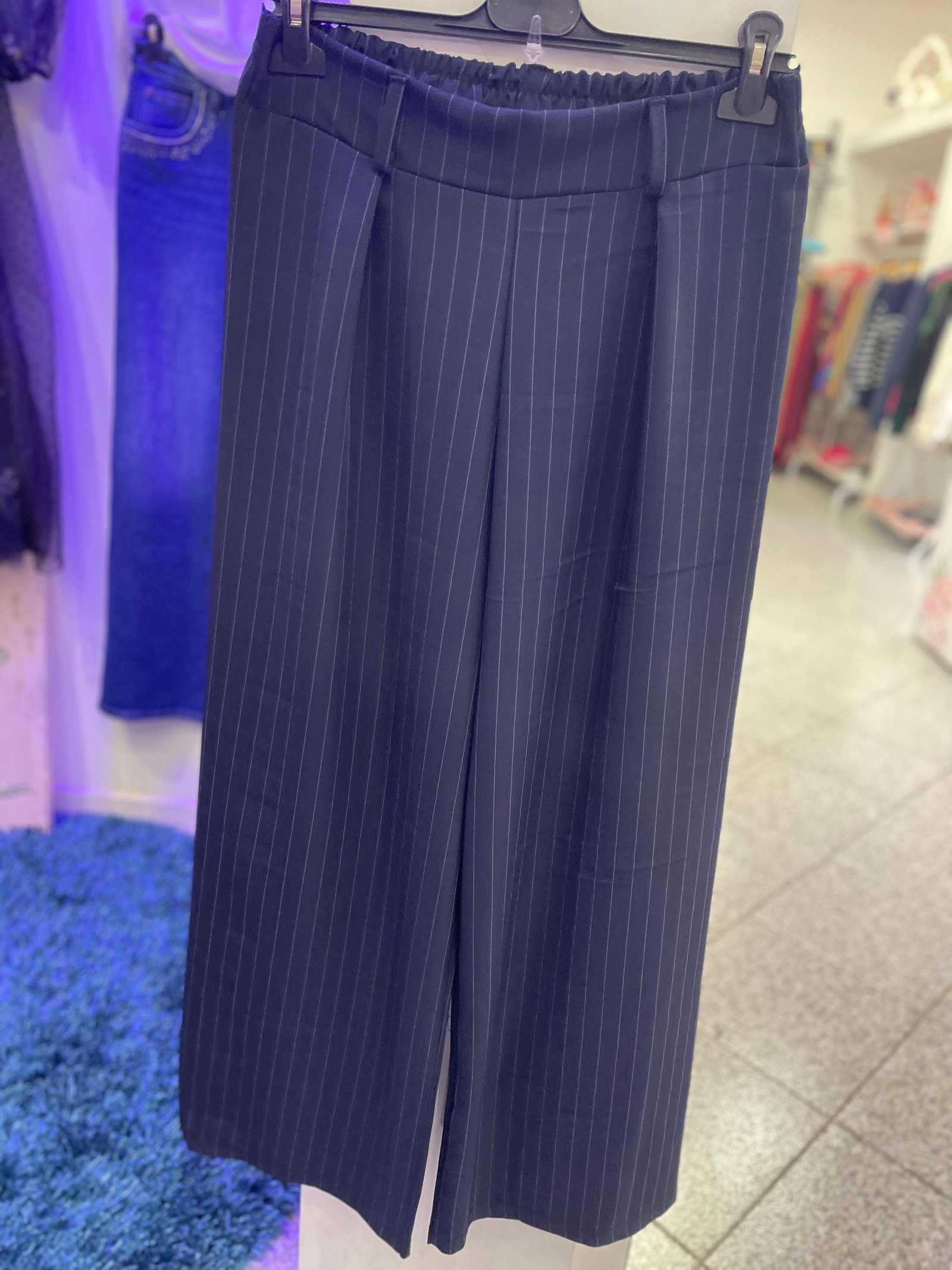 Completo gessato blu