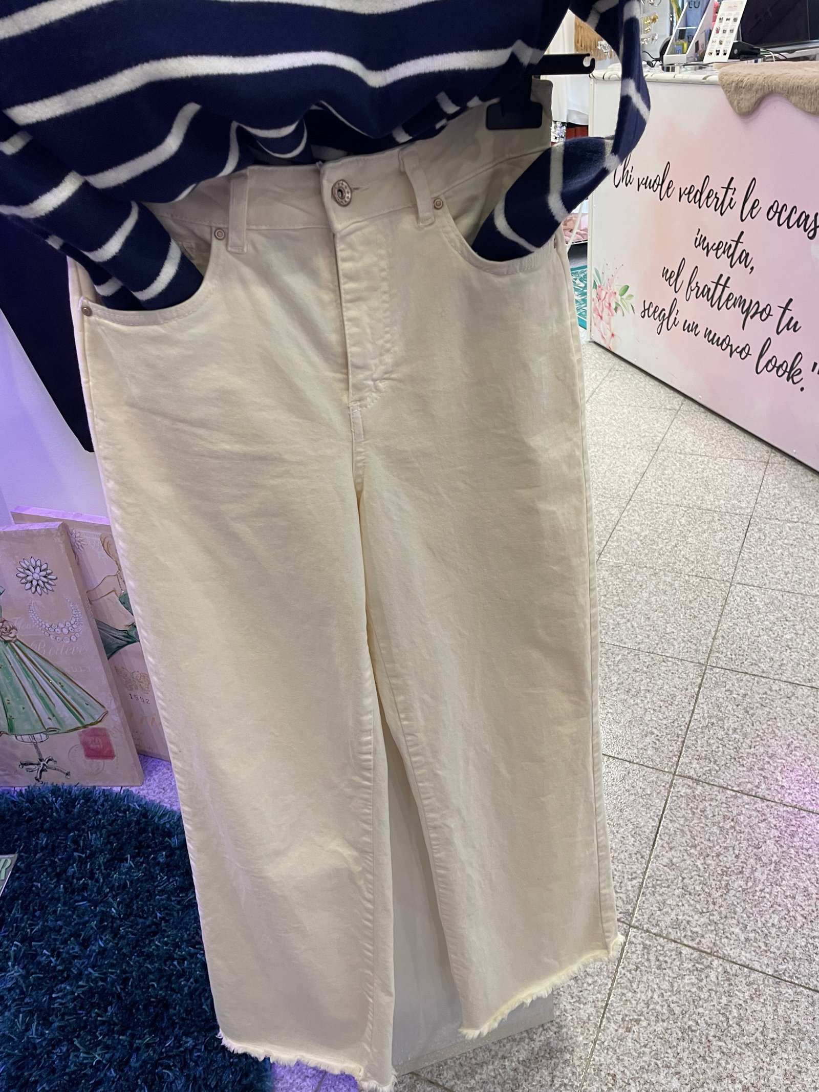 JEANS WIDE LEG PANNA CON FRANGE