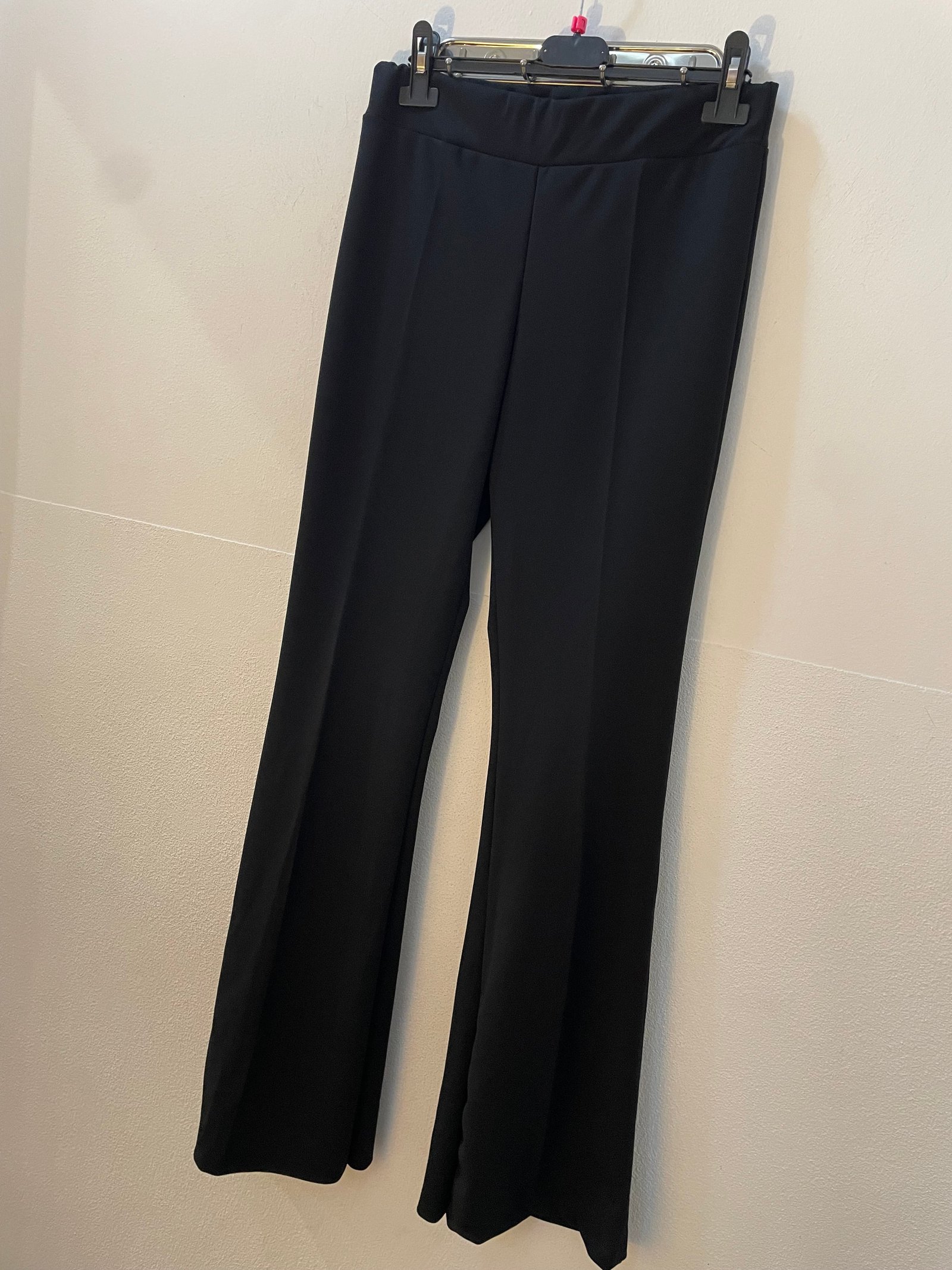 Pantalone zampa