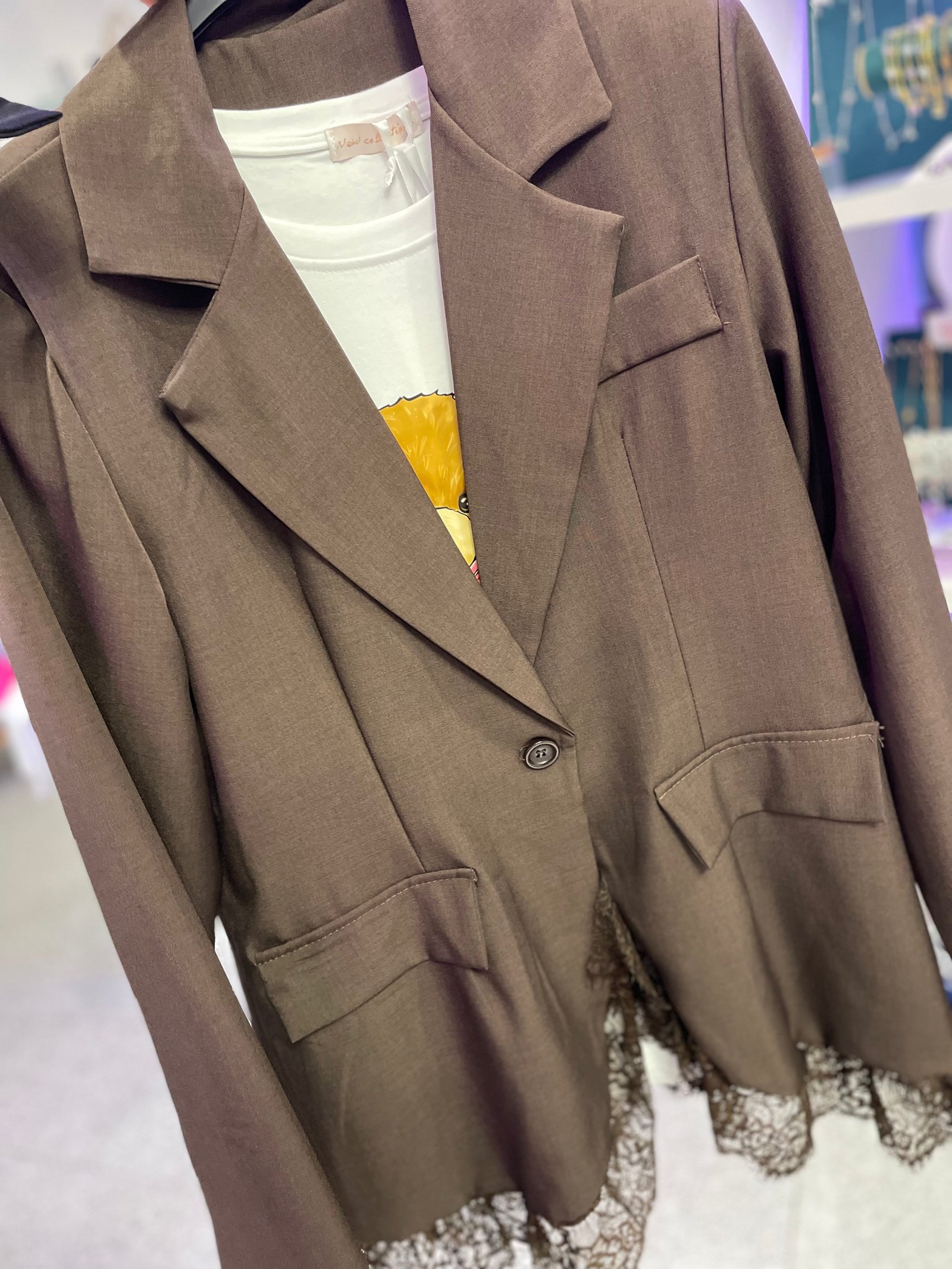 Blazer Marrone con Dettagli in Pizzo