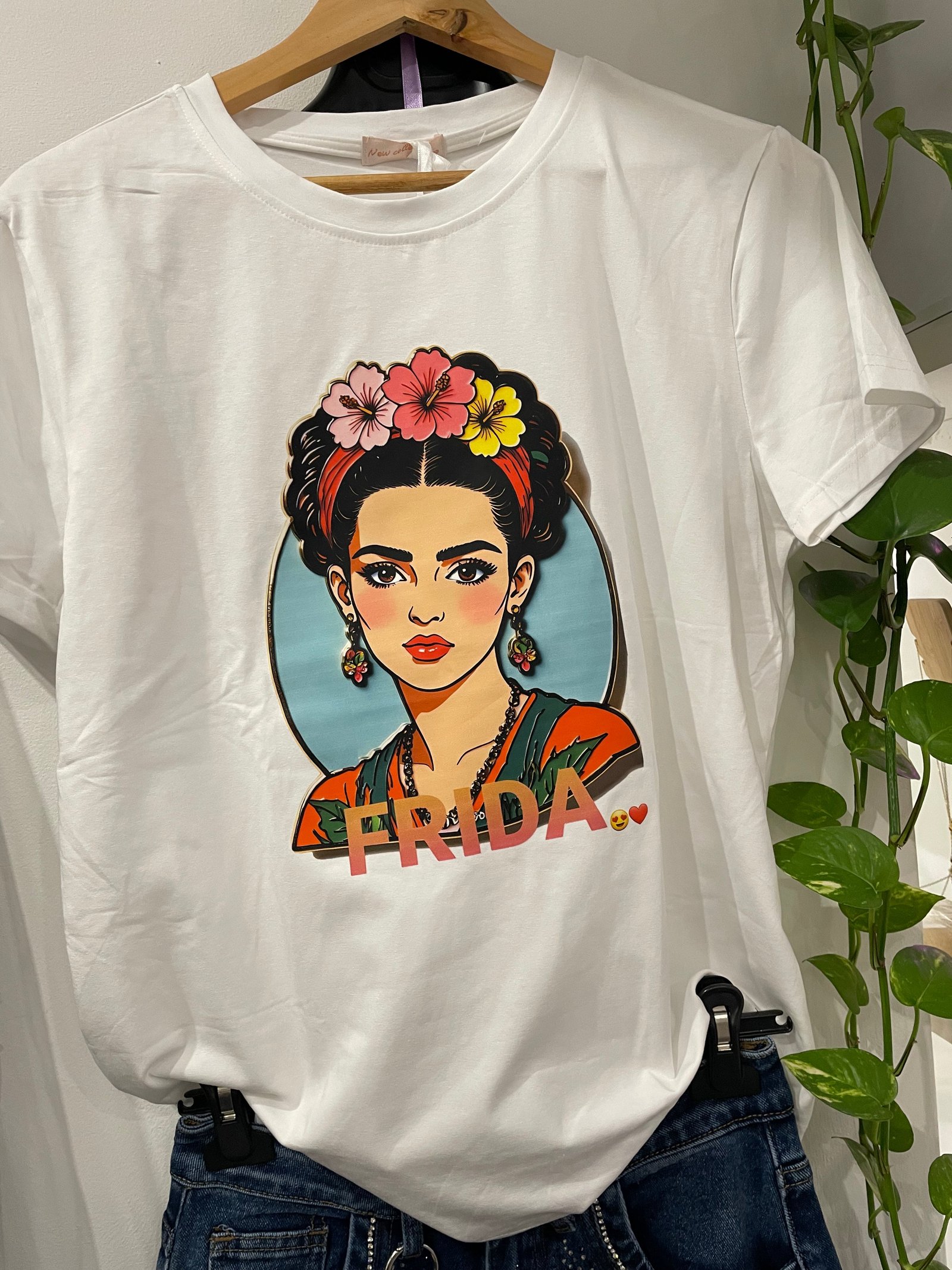T-Shirt Frida Kahlo – Stampa Artistica